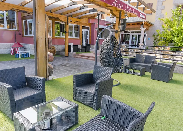 Hotell Complejo Hostelero Paladium